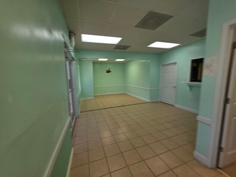 12220 Panama City Beach Pky, Panama City Beach, FL à louer - Photo du bâtiment - Image 3 de 25