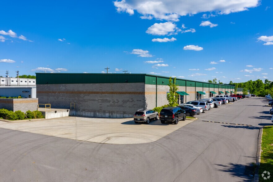 5510 E Division St, Mount Juliet, TN à louer - Photo principale - Image 3 de 7