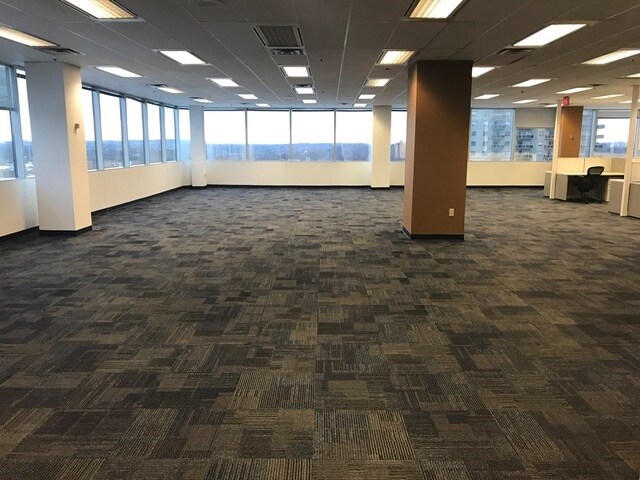 140 Fullarton St, London, ON à vendre Photo du bâtiment- Image 1 de 1