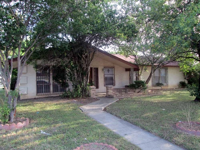 7402 W Military Dr, San Antonio, TX à vendre - Photo principale - Image 1 de 1