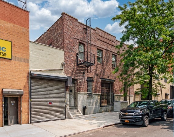 129 11th St, Brooklyn, NY for lease Primary Photo- Image 1 of 37
