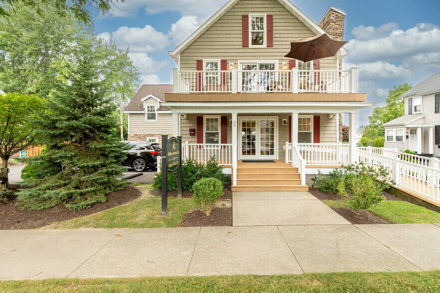 39 Jordan St, Skaneateles, NY à louer - Photo du bâtiment - Image 1 de 5