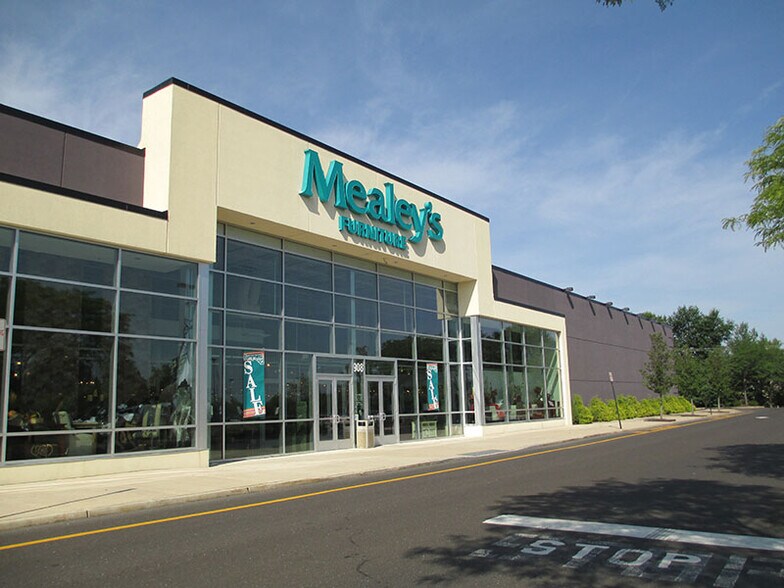 720-908 W Street Rd, Warminster, PA à louer - Photo du bâtiment - Image 2 de 5