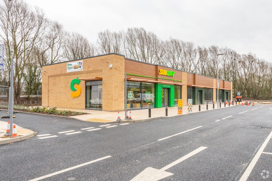 6 Harrison Way, St Ives à louer - Photo principale - Image 1 de 2