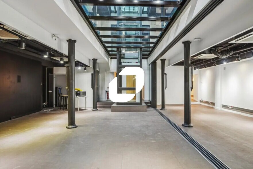 247 Rue Du Faubourg Saint-Martin, Paris à louer - Photo du bâtiment - Image 2 de 14