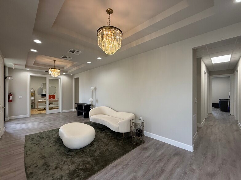 25145 Star Lane, Katy, TX à louer - Photo du bâtiment - Image 3 de 10