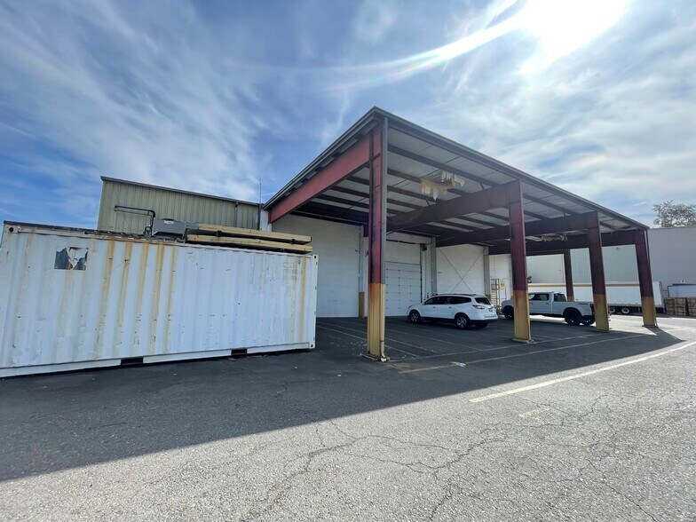 1400 Salem Industrial Dr NE, Salem, OR à vendre - Photo du bâtiment - Image 1 de 7