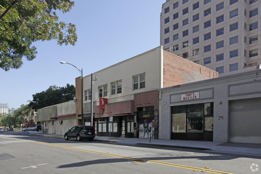 194-198 W Santa Clara St, San Jose, CA à louer - Photo du bâtiment - Image 2 de 2