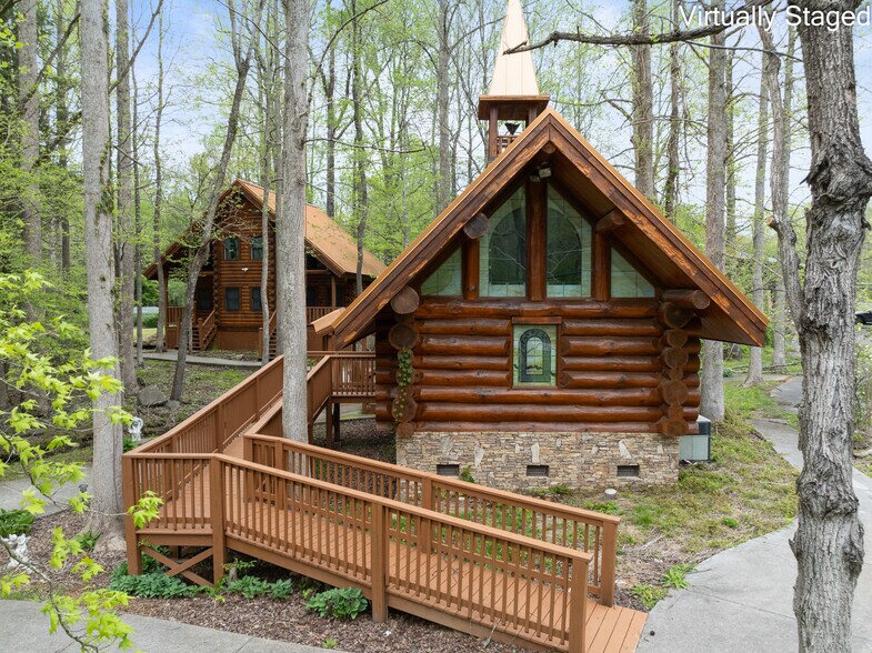 4309 E Parkway, Gatlinburg, TN à vendre - Photo principale - Image 1 de 51