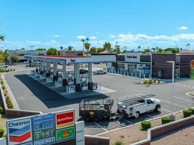 Plus de détails pour 2659 W Guadalupe Rd, Mesa, AZ - Commerce de détail à vendre