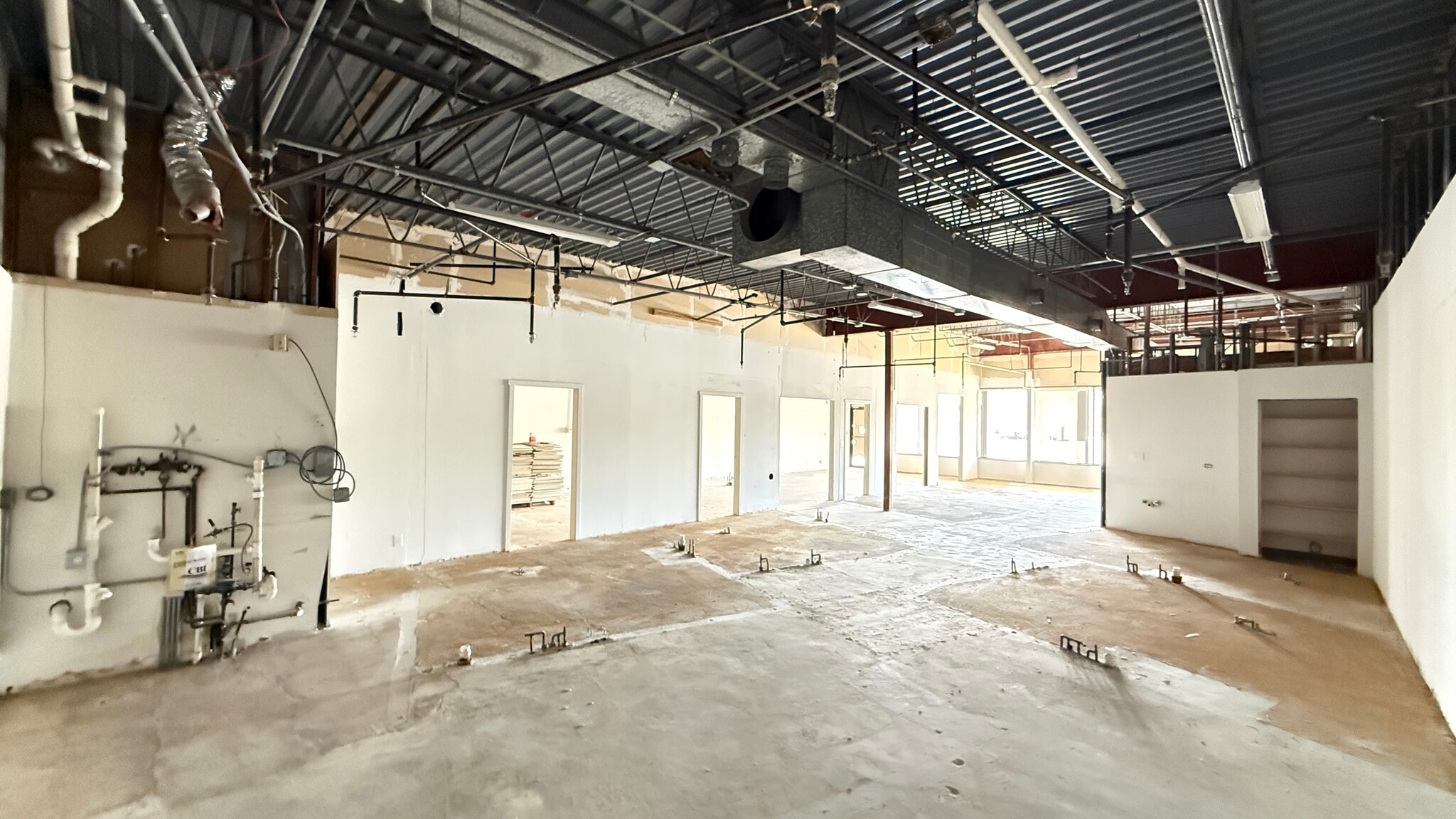 1600 Algonquin Rd, Hoffman Estates, IL for lease Interior Photo- Image 1 of 7