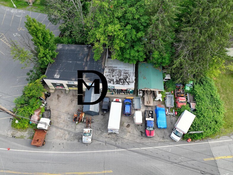 691 W Main St, Hancock, NY à vendre - Photo du bâtiment - Image 3 de 8