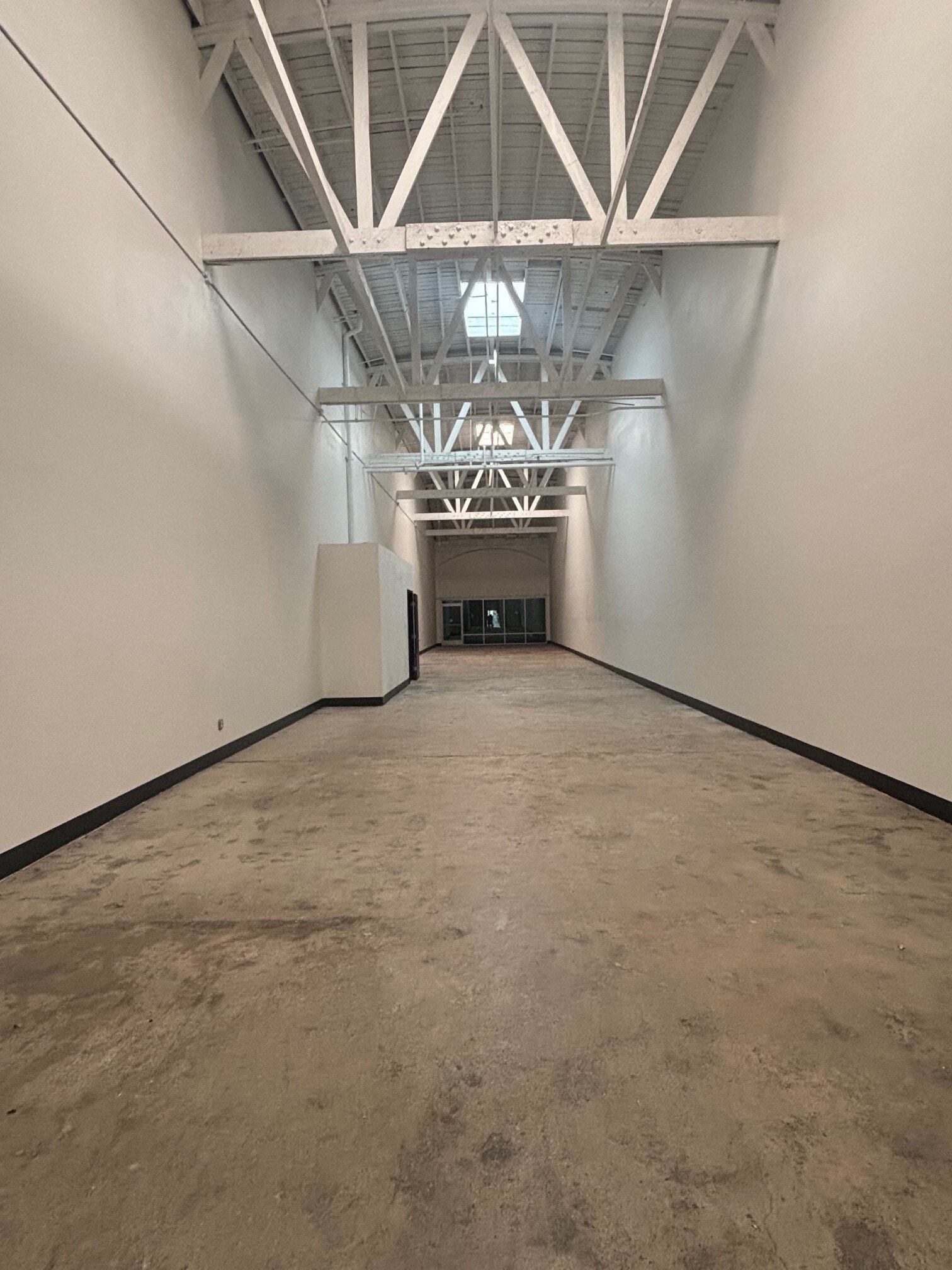 2001-2031 S Santa Fe Ave, Los Angeles, CA for lease Building Photo- Image 1 of 5