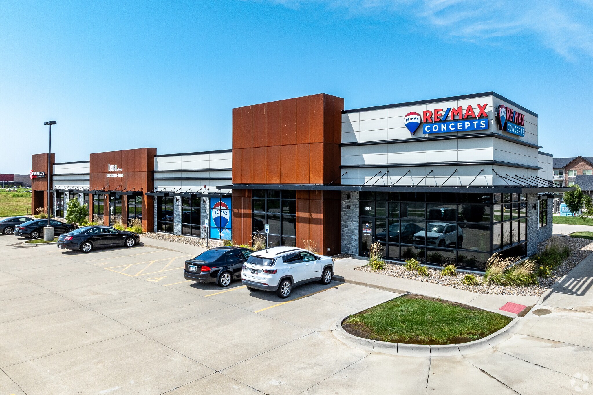 653 NE Venture Dr, Waukee, IA à vendre Photo principale- Image 1 de 1