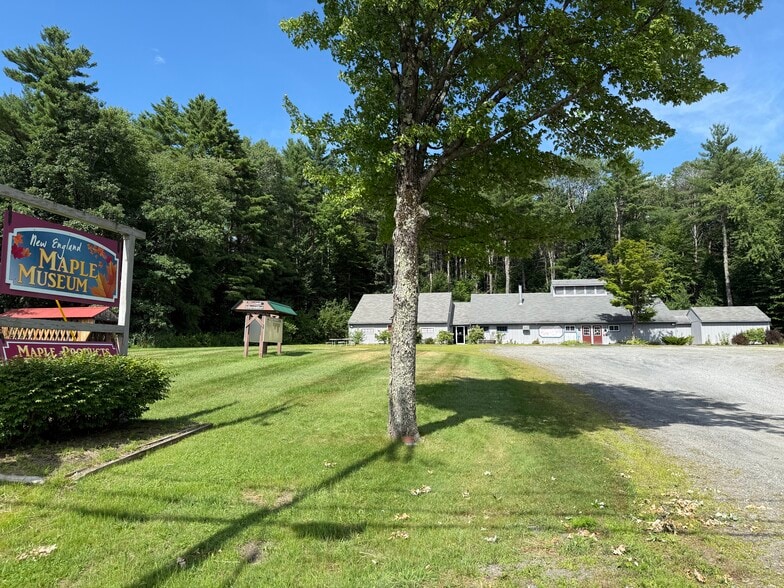 4578 US Route 7, Pittsford, VT for sale - Primary Photo - Image 1 of 26