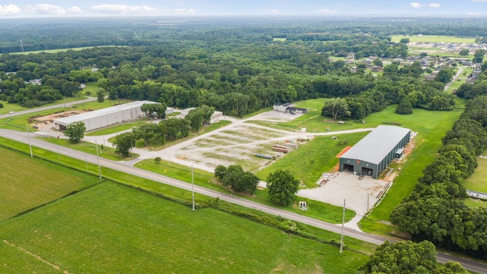 7555 Half Mile Rd, Irvington, AL à vendre - Photo du bâtiment - Image 1 de 94