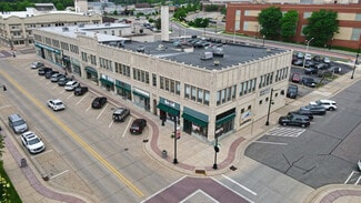 Plus de détails pour 230 W Grand Ave, Wisconsin Rapids, WI - Commerce de détail à vendre