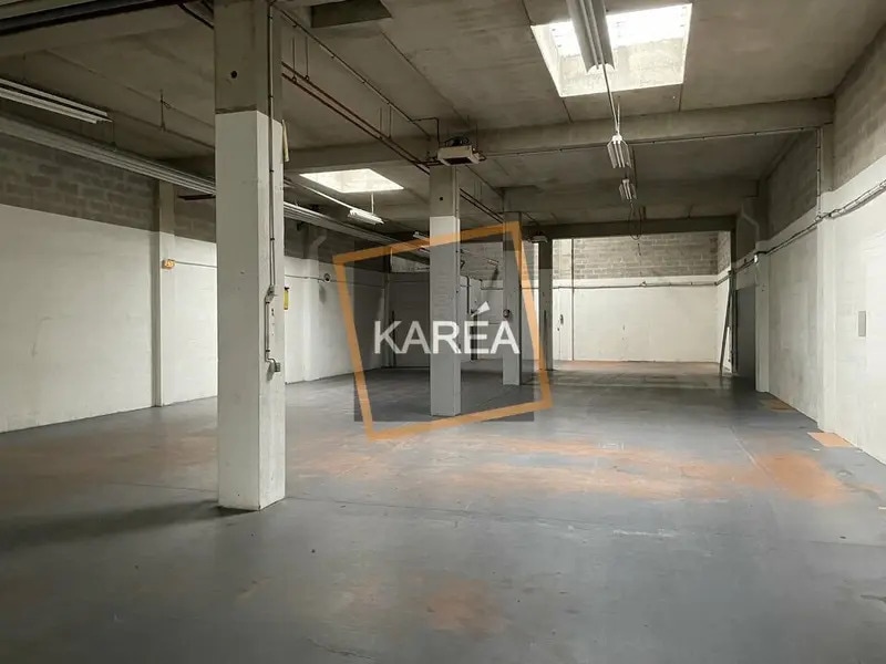 Flex in Lognes for lease Interior Photo- Image 1 of 6