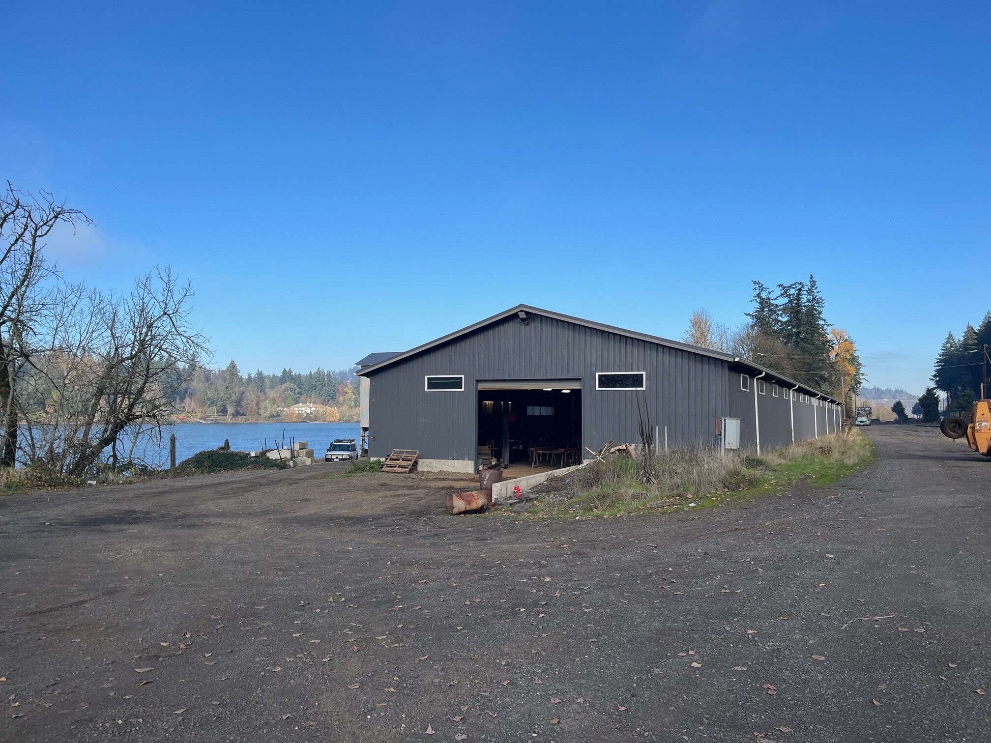 19100 S Highway 99E, Oregon City, OR for lease Building Photo- Image 1 of 7