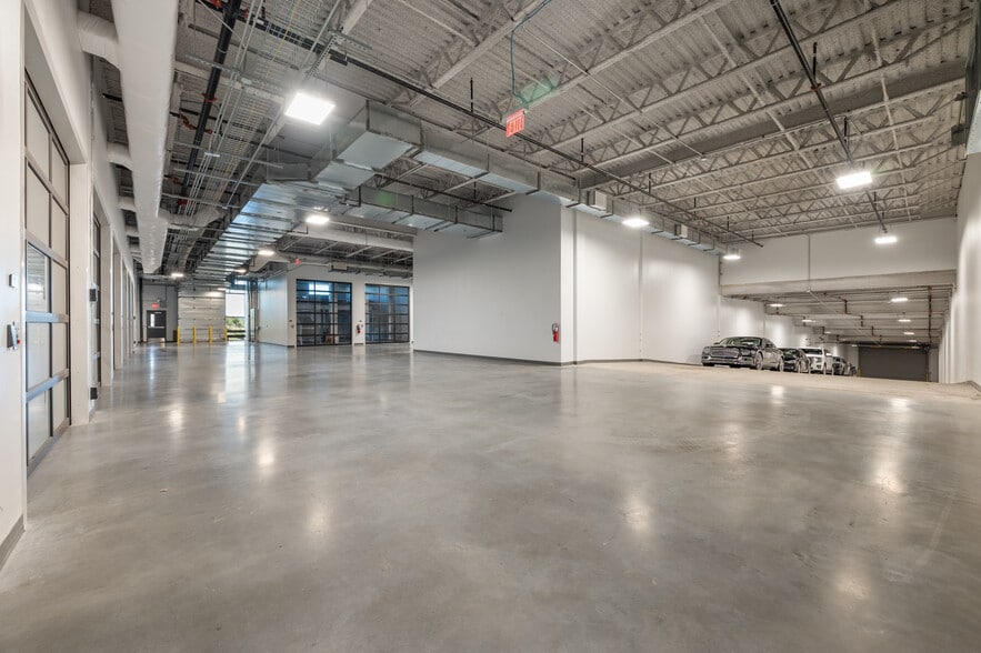 4229 N FM 620 Hwy, Austin, TX à louer - Photo du bâtiment - Image 2 de 13
