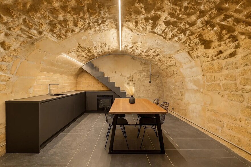 Office in Paris for sale - Interior Photo - Image 3 of 5