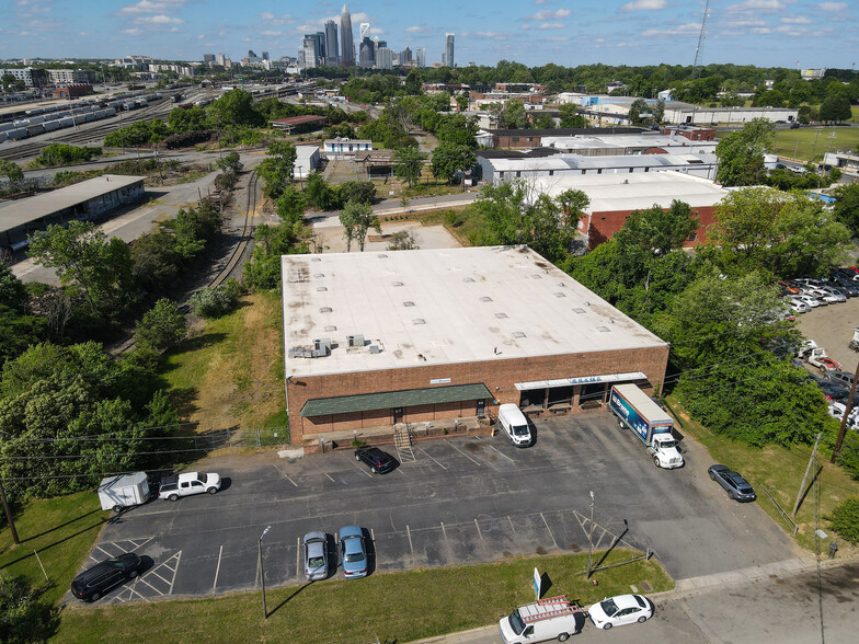 222 E 28th St, Charlotte, NC for sale - Building Photo - Image 1 of 1