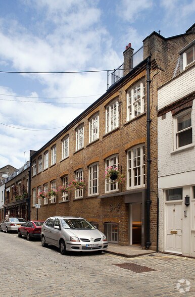 3-6 Kenrick Pl, Londres à louer - Photo du bâtiment - Image 2 de 11