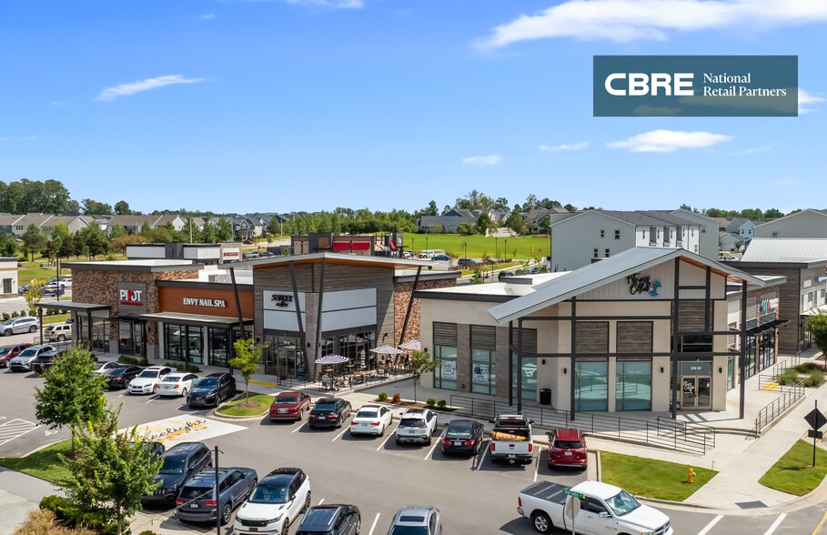 Treelight Square portfolio of 4 properties for sale on LoopNet.ca - Building Photo - Image 3 of 7