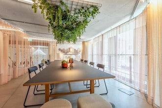 38 Northampton Rd, London for lease Interior Photo- Image 2 of 3