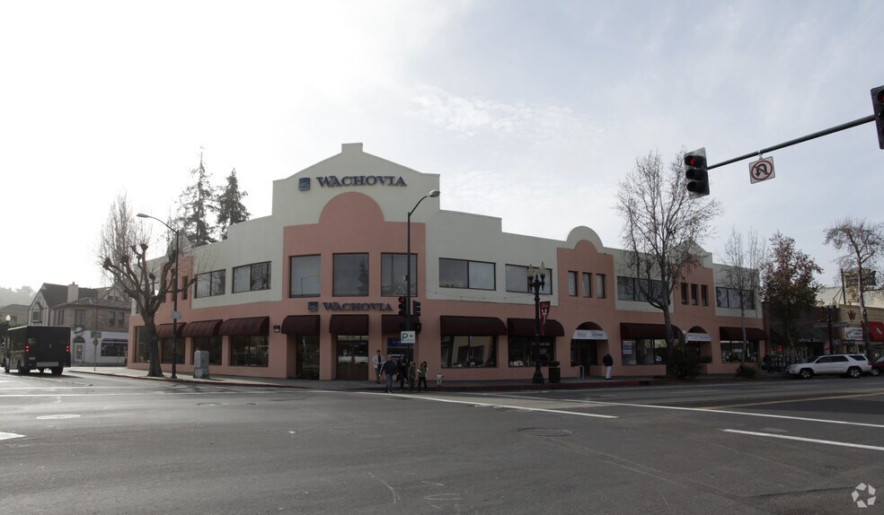 3340-3348 Lakeshore Ave, Oakland, CA à louer - Photo principale - Image 2 de 4