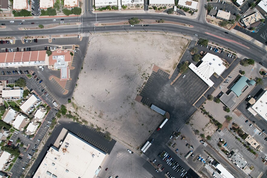 201 Shadow Mountain Dr, El Paso, TX for sale - Building Photo - Image 3 of 8