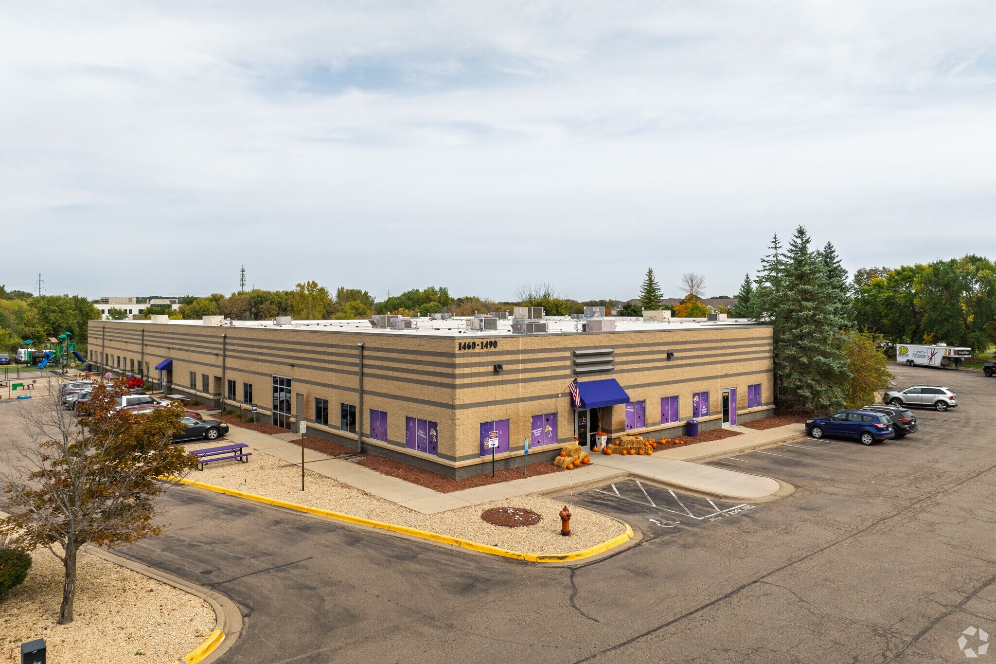 1460-1490 Lake Dr W, Chanhassen, MN for lease Primary Photo- Image 1 of 3