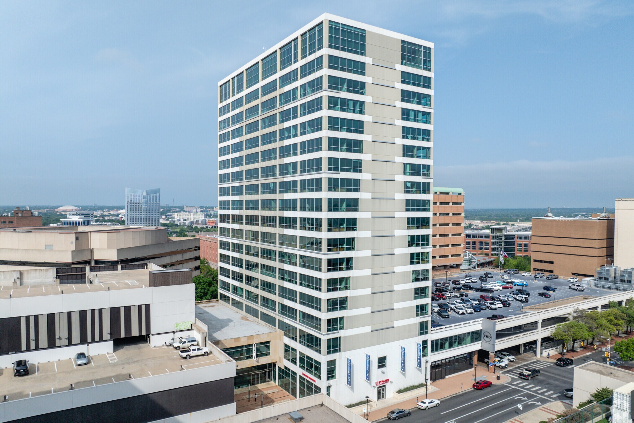 100 Throckmorton St, Fort Worth, TX for lease Building Photo- Image 1 of 13