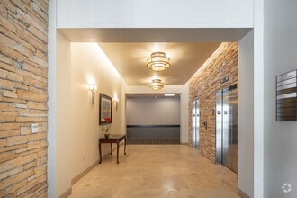 2800 Shoreline Dr, Denton, TX for sale Interior Photo- Image 1 of 6