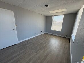 6022 Jefferson Ave, Newport News, VA for lease Interior Photo- Image 2 of 7