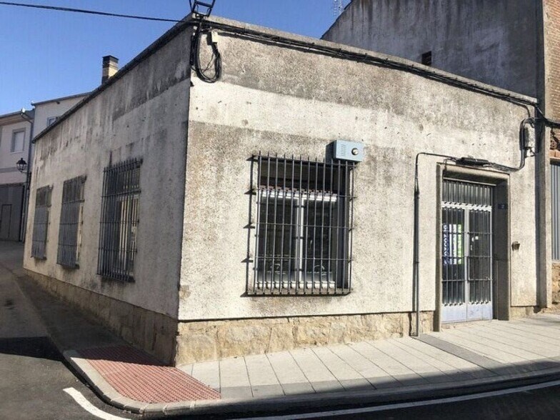 Retail in Cantalpino, Salamanca for sale - Building Photo - Image 2 of 2
