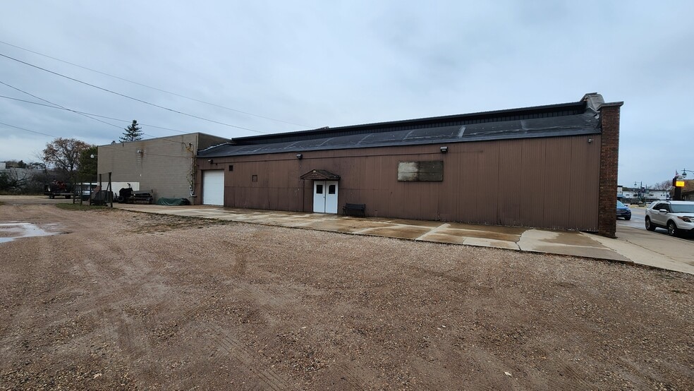 109 S Main St, Marion, WI for sale - Building Photo - Image 2 of 24