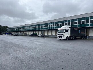 Plus de détails pour 3 Rue De La Ferme Saint Ladre, Fosses - Industriel à louer