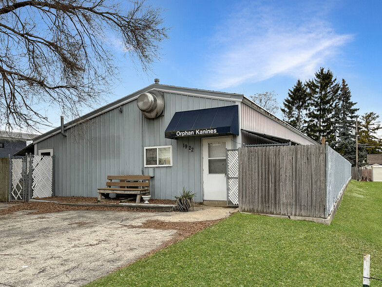 1922 Kremer Ave, Racine, WI à vendre - Photo du b timent - Image 1 de 7