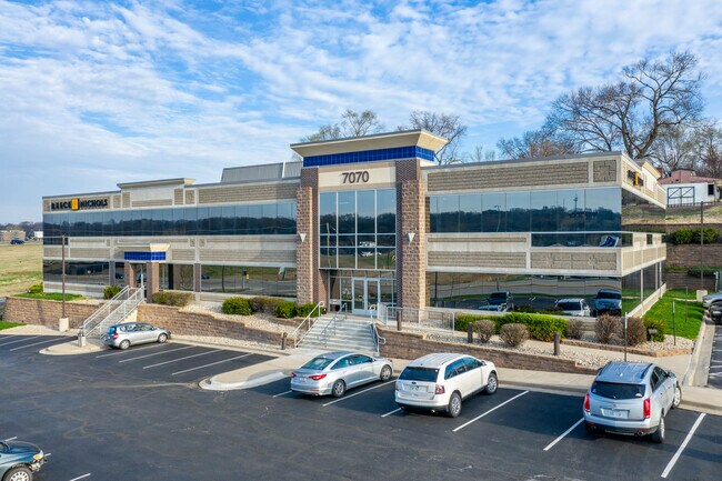Plus de détails pour 7070 Renner Rd, Shawnee, KS - Bureau à louer