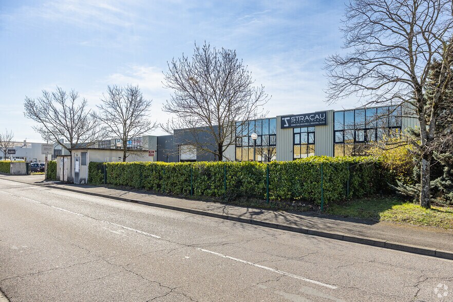 Flex in Genas for lease - Building Photo - Image 3 of 3