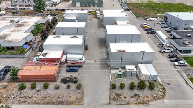 More details for 9013-9021 Jim Bailey Rd, Kelowna, BC - Industrial for Sale