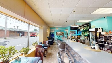 233 Main St, Nashua, NH for sale Interior Photo- Image 2 of 9