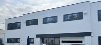 Plus de détails pour 255 S Regent St, Port Chester, NY - Industriel à louer