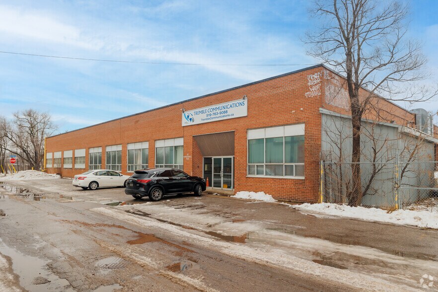 10 Kingsmill Av, Guelph, ON à vendre - Photo principale - Image 1 de 1