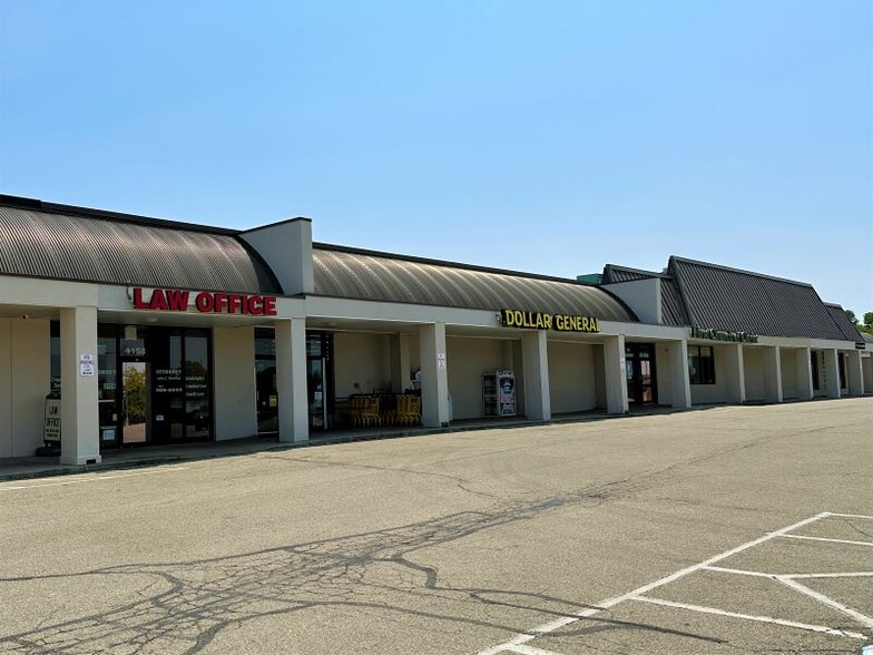 1156 Kauffman Ave, Fairborn, OH for lease - Building Photo - Image 2 of 9