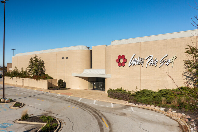 More details for 1995 Southlake Mall, Merrillville, IN - Retail for Sale