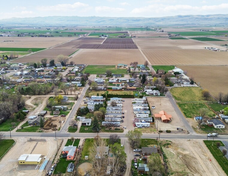 615 W Idaho Ave, Homedale, ID à vendre - Photo du bâtiment - Image 3 de 9
