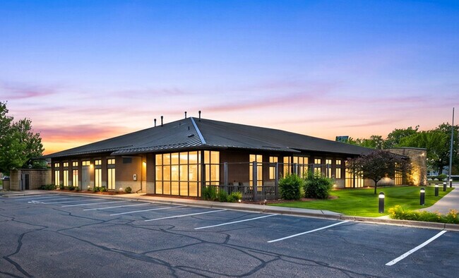 Plus de détails pour 1335 Industrial Blvd, Minneapolis, MN - Bureau à vendre
