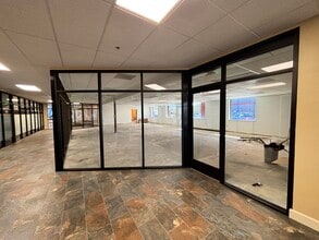 245 Commercial St SE, Salem, OR for lease Interior Photo- Image 2 of 7